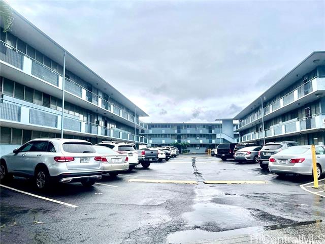 1209 Kokea Street, F203, Honolulu, HI 96817