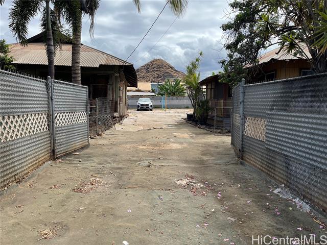 85-984 Farrington Highway, Waianae, HI 96792