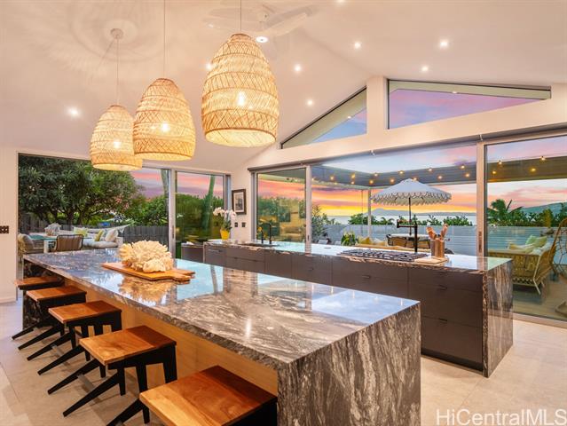 132 Poipu Drive, Honolulu, HI 96825