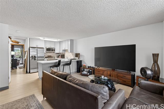 1720 Ala Moana Boulevard, 407A, Honolulu, HI 96815