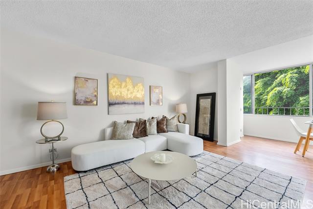 1400 Pensacola Street, 505, Honolulu, HI 96822