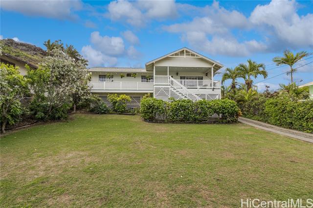 925 Aalapapa Drive, Kailua, HI 96734