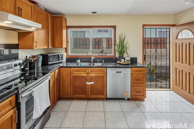 1628 9Th Avenue, Honolulu, HI 96816