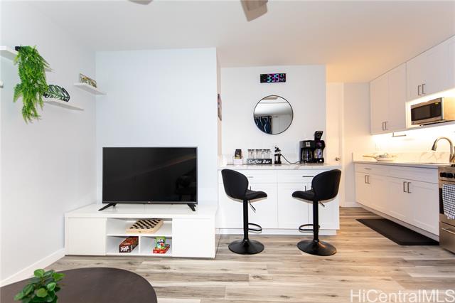 1911 Kalakaua Avenue, 209, Honolulu, HI 96815