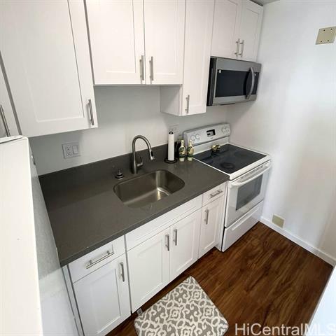 1560 Thurston Avenue, 1201, Honolulu, HI 96822