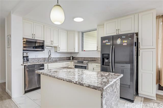 1717 Ala Wai Boulevard, PH II7, Honolulu, HI 96826