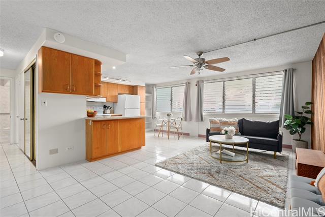 1735 Dole Street, 106, Honolulu, HI 96822