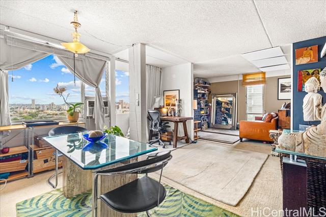 New Condo for sale in Metro Honolulu, $300,000