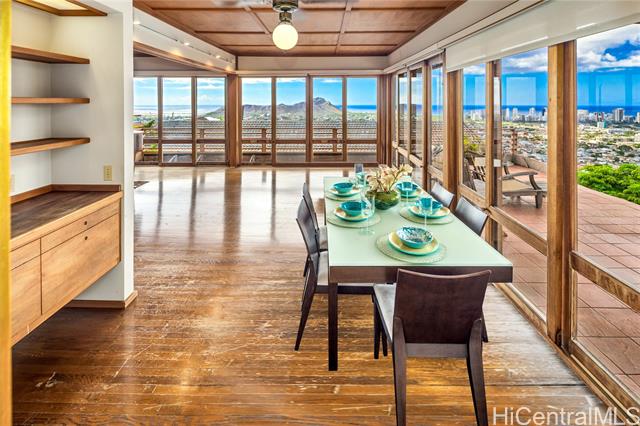 1732-A Mikahala Way, Honolulu, HI 96816