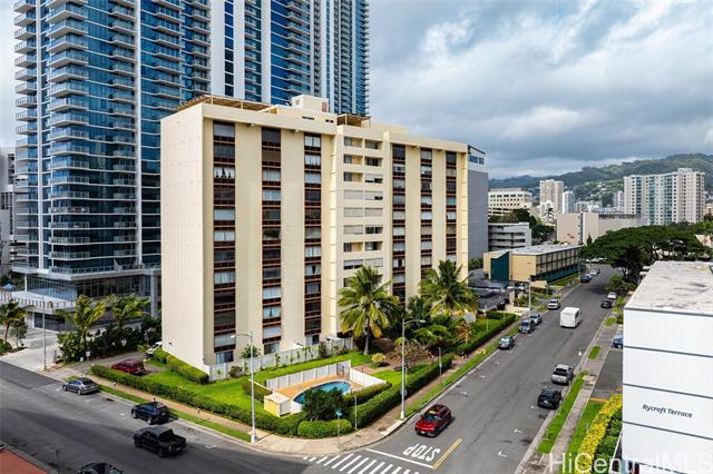 910 Ahana Street, 1001, Honolulu, HI 96814