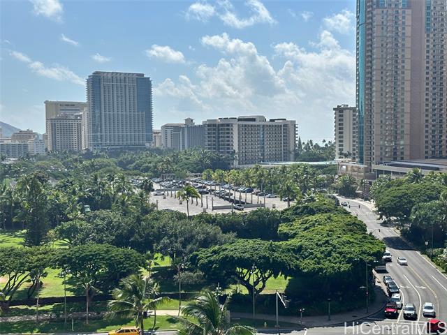 425 Ena Road, 1201B, Honolulu, HI 96815