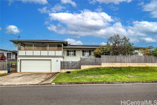 914 Hoomoana Street, Pearl City, HI 96782
