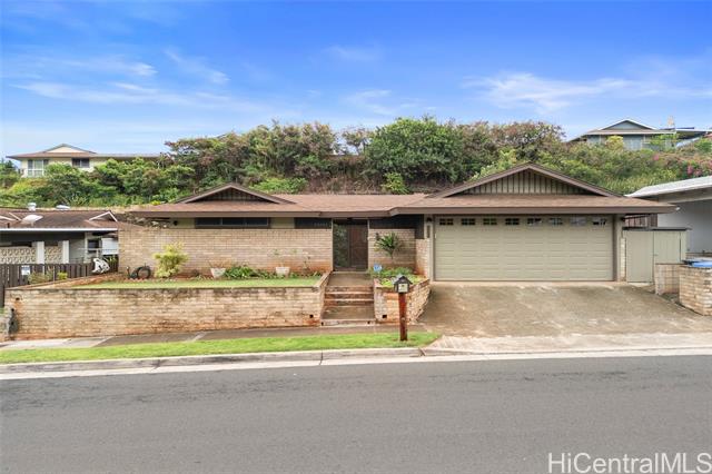 4758 Likini Street, Honolulu, HI 96818