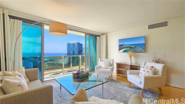 Upcoming 3 of bedrooms 2 of bathrooms Open house in Metro Honolulu on 2/15 @ 2:00PM-5:00PM listed at $1,875,000