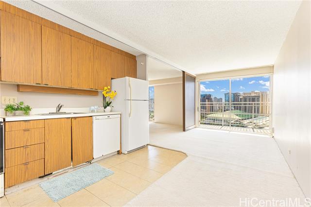 1655 Makaloa Street, 2114, Honolulu, HI 96814