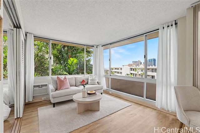 255 Huali Street, 204, Honolulu, HI 96813
