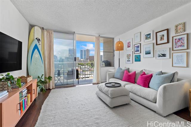 1717 Citron Street, 709, Honolulu, HI 96826