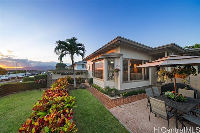 99-136 Kihewa Place, Aiea, HI 96701