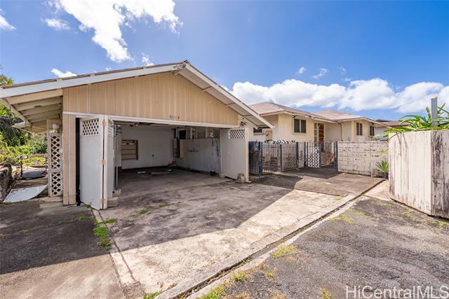 2209-A Liliha Street, Honolulu, HI 96817