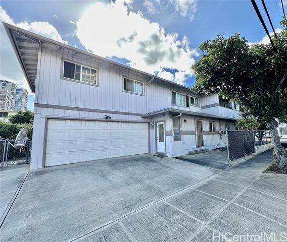 2205 Fern Street, Honolulu, HI 96826