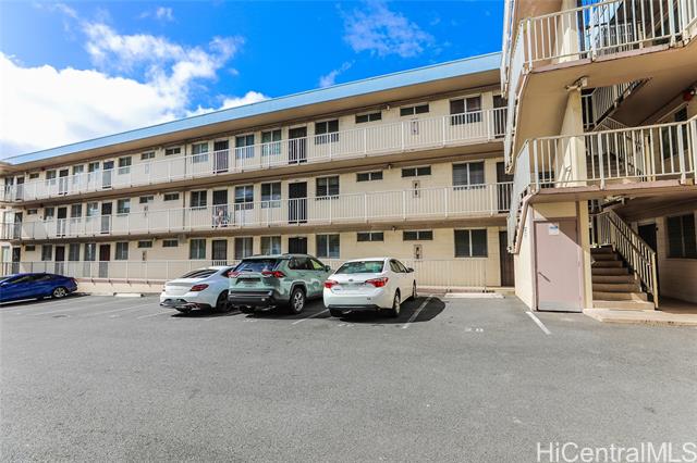 1325 School Street, D206, Honolulu, HI 96817
