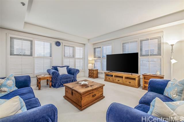 1080 Beretania Street, 303, Honolulu, HI 96814