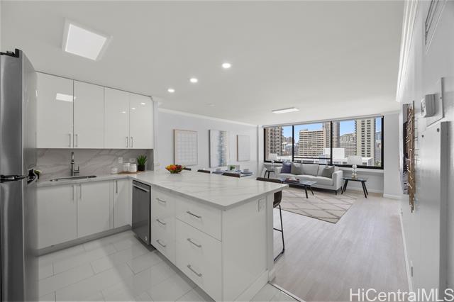 430 Lewers Street, 1501, Honolulu, HI 96815