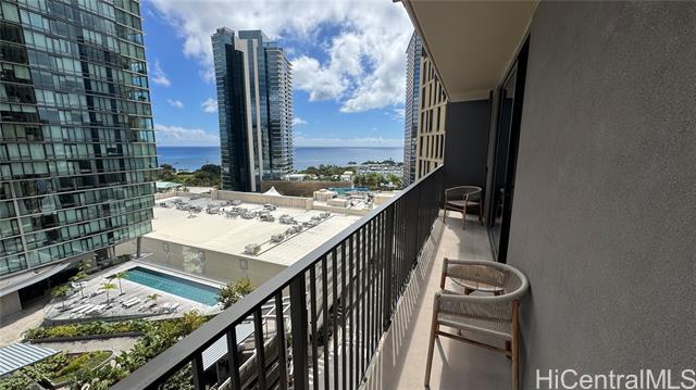 987 Queen Street, 1612, Honolulu, HI 96814