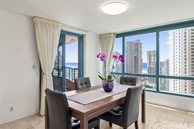 1888 Kalakaua Avenue, 2704, Honolulu, HI 96815