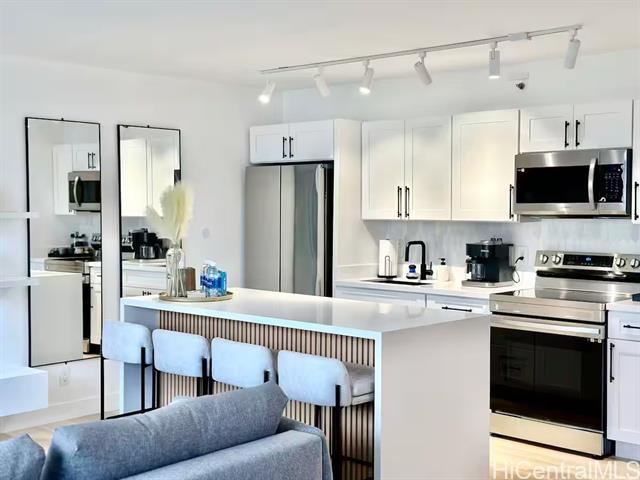 201 Ohua Avenue, 901, Honolulu, HI 96815