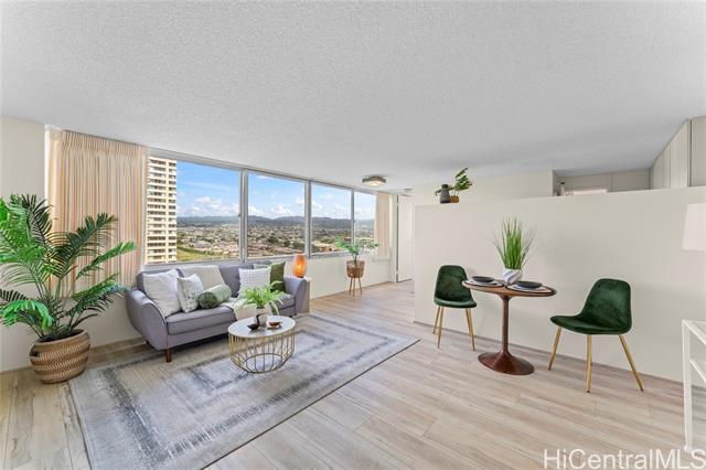 1060 Kamehameha Highway, 1706A, Pearl City, HI 96782