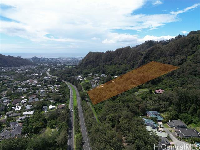 3800 Waokanaka Street, Honolulu, HI 96817