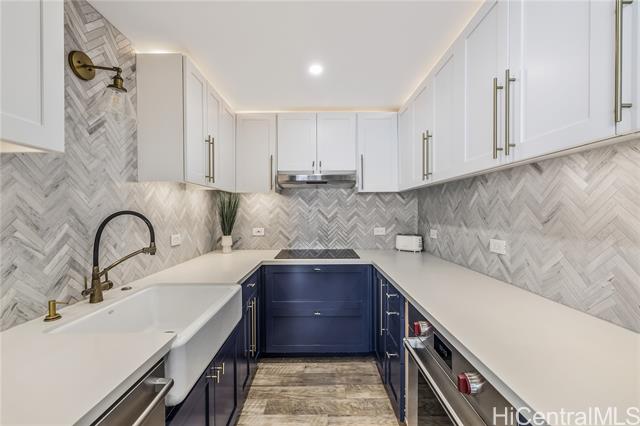 2979 Kalakaua Avenue, 803, Honolulu, HI 96815