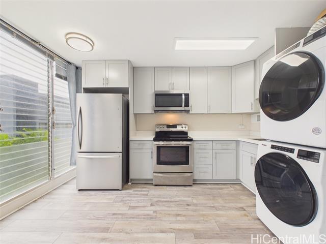 1456 Thurston Avenue, A203, Honolulu, HI 96822