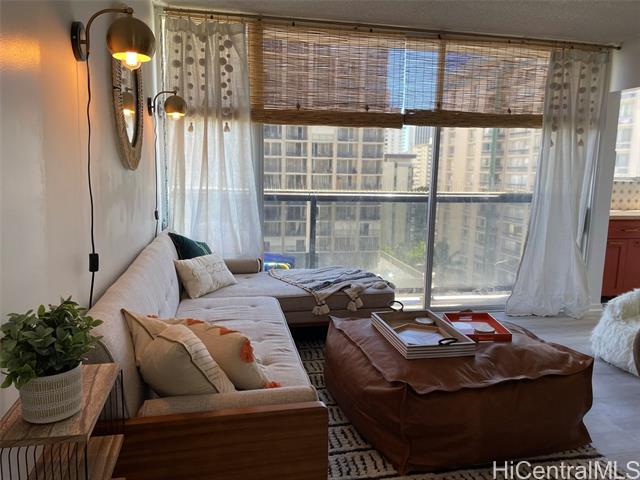 444 Nahua Street, 1104, Honolulu, HI 96815