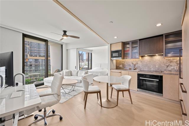 1000 Auahi Street, 603, Honolulu, HI 96814