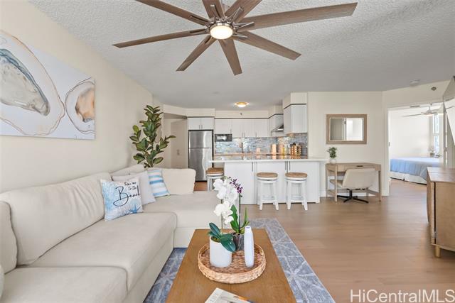 801 King Street, 1107, Honolulu, HI 96813