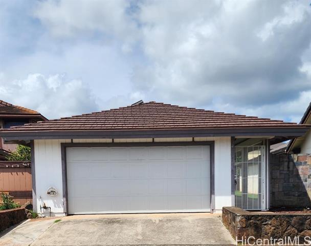 94-1136 Polinahe Place, Waipahu, HI 96797