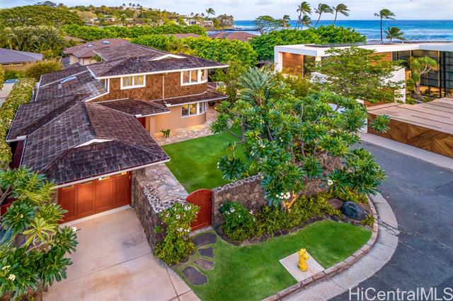 223 Kaalawai Place, Honolulu, HI 96816
