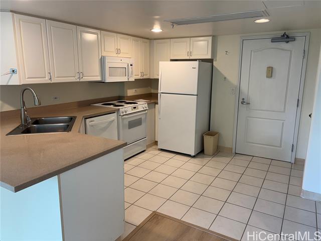 1314 Kalakaua Avenue, 403, Honolulu, HI 96826