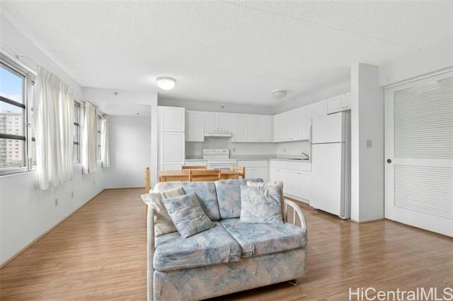1074 Lunalilo Street, 501, Honolulu, HI 96822