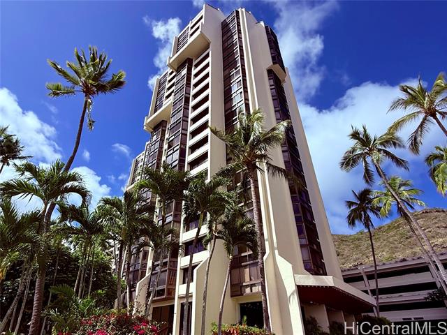 521 Hahaione Street, 2-15L, Honolulu, HI 96825