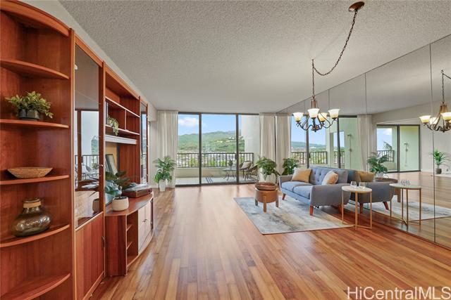 500 Lunalilo Home Road, 26D, Honolulu, HI 96825