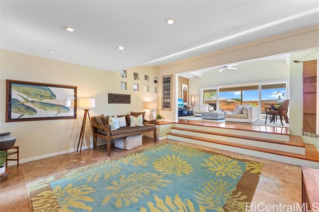 2055 Alihilani Place, Honolulu, HI 96822
