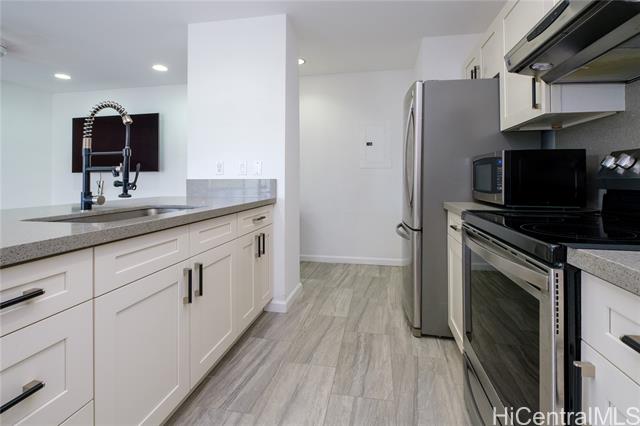 95-1140 Makaikai Street, 18, Mililani, HI 96789