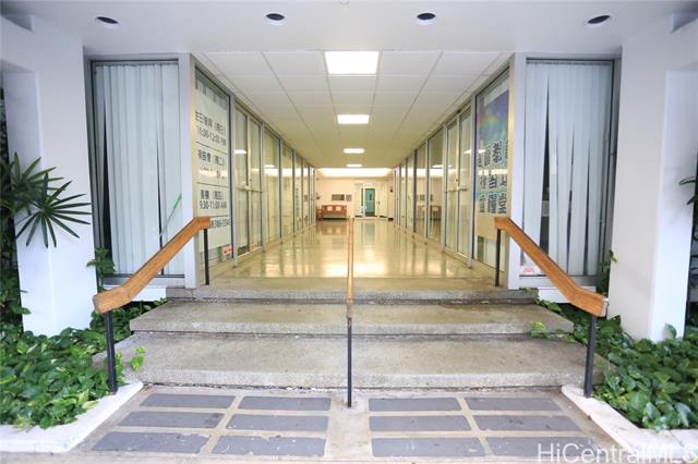 1560 Kanunu Street, 613, Honolulu, HI 96814