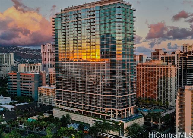 223 Saratoga Road, 2005, Honolulu, HI 96815