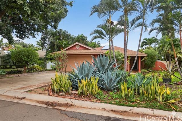 886 Mahealani Street, Kihei, HI 96753