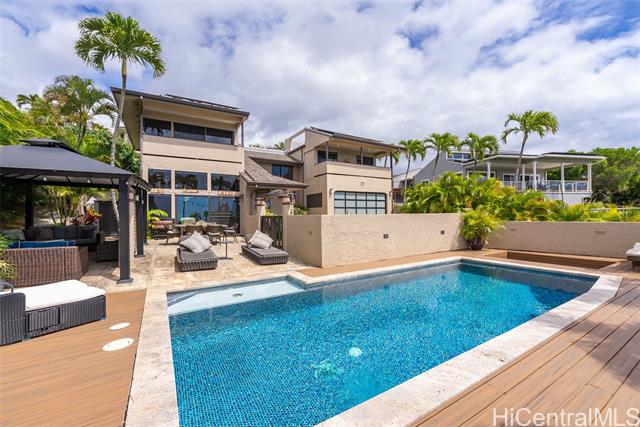 1868 Kihi Street, Honolulu, HI 96821