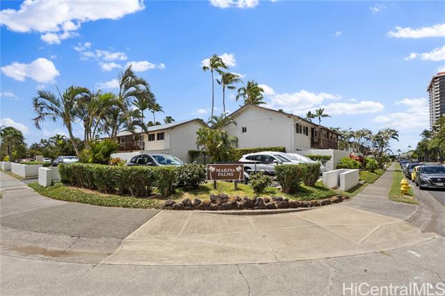 301 Kawaihae Street, 126, Honolulu, HI 96825